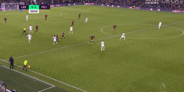 昂达夫连续6轮德甲进球，打破克林斯曼保持的斯图加特队史纪录