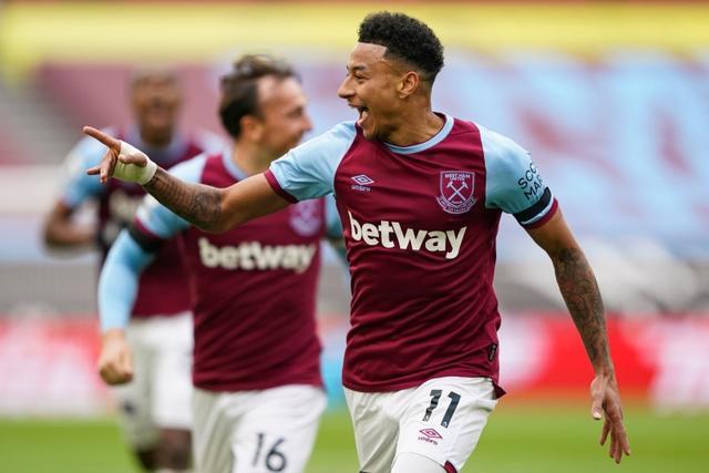 禁区内头球补射破门，毕津浩收获大连英博生涯首球