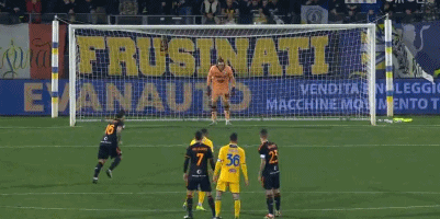 名记：首份报价被拒后，利物浦认为今夏无法完成引进伊萨克