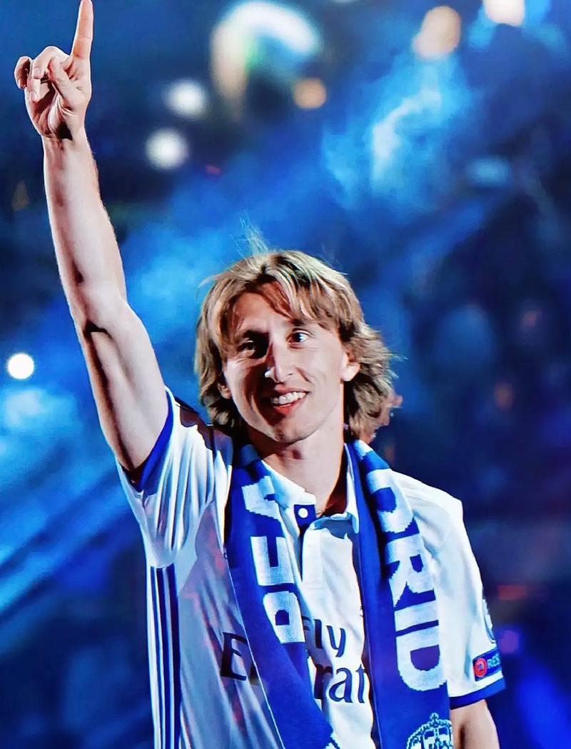 英媒：热刺锋线引援再遇打击，波尔图已表示阿格霍瓦冬窗不会离队