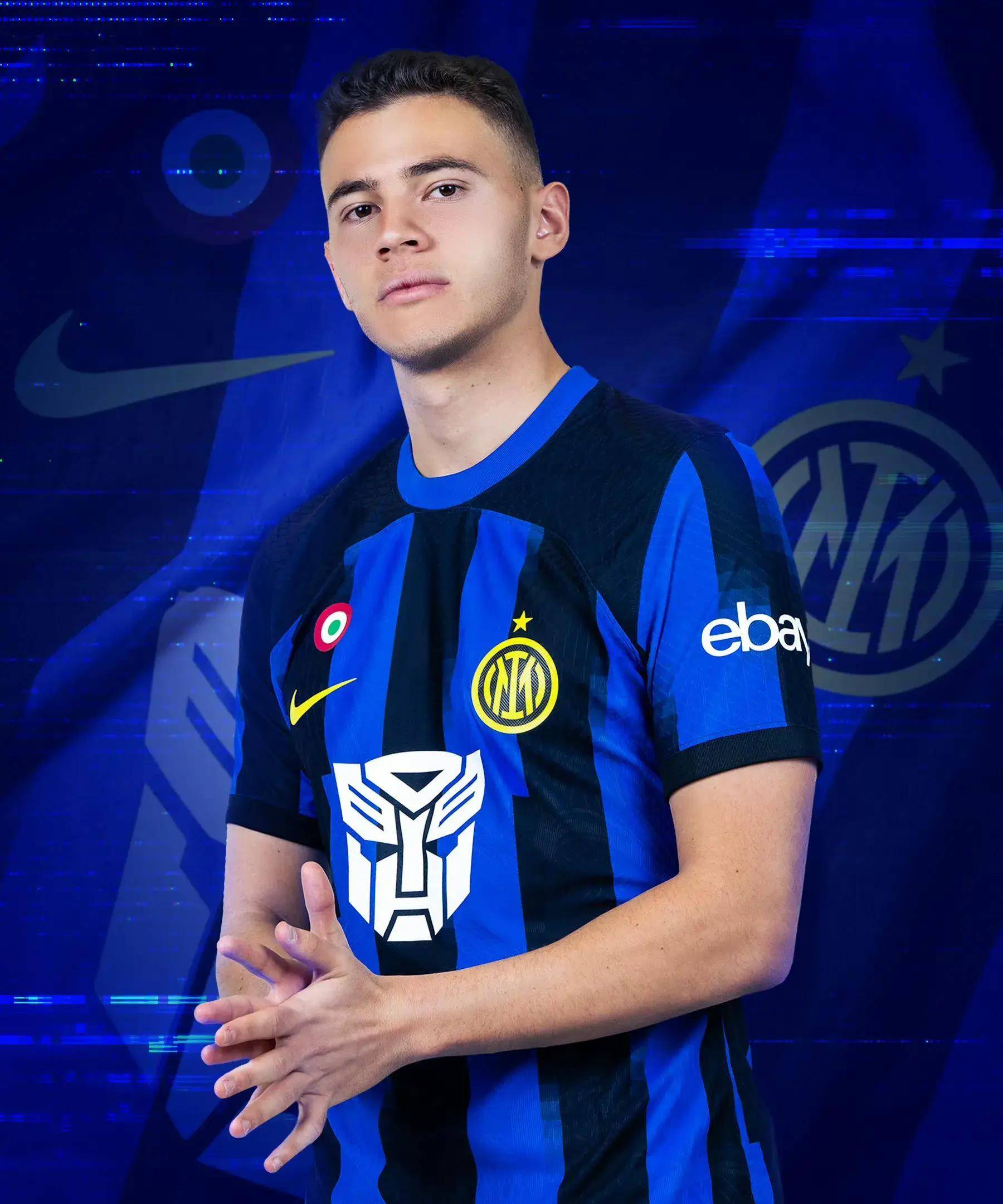 乌加特首发近7场英超全部失利，是曼联历史首发球员最长连败记录（乌加特英超近7次首发全败，创曼联队史首发连败最长纪录）