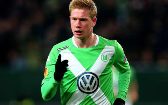 曼城绝境求生 热刺难续曼市双雄＂克星＂神话（曼城逆境突围，热刺难再续曼市双雄克星神话）